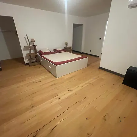 De Luxe Piscine 5 * Vescovato