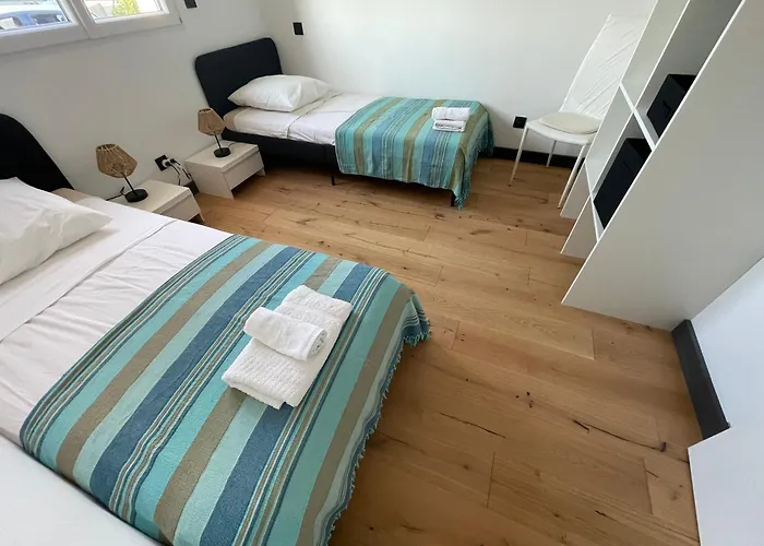 De Luxe Piscine 5 * Vescovato